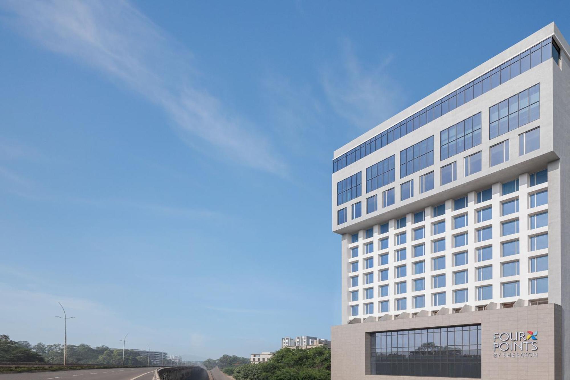 Four Points By Sheraton 나식 외부 사진
