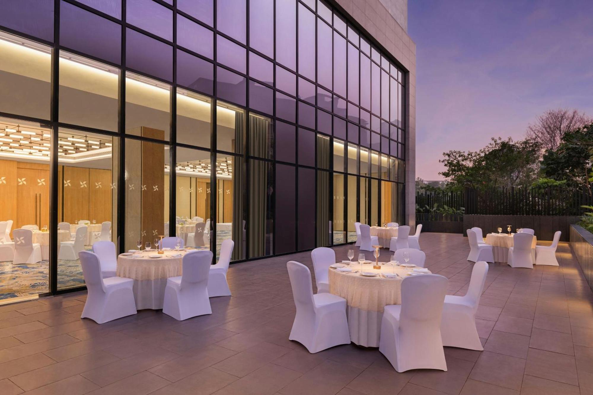 Four Points By Sheraton 나식 외부 사진