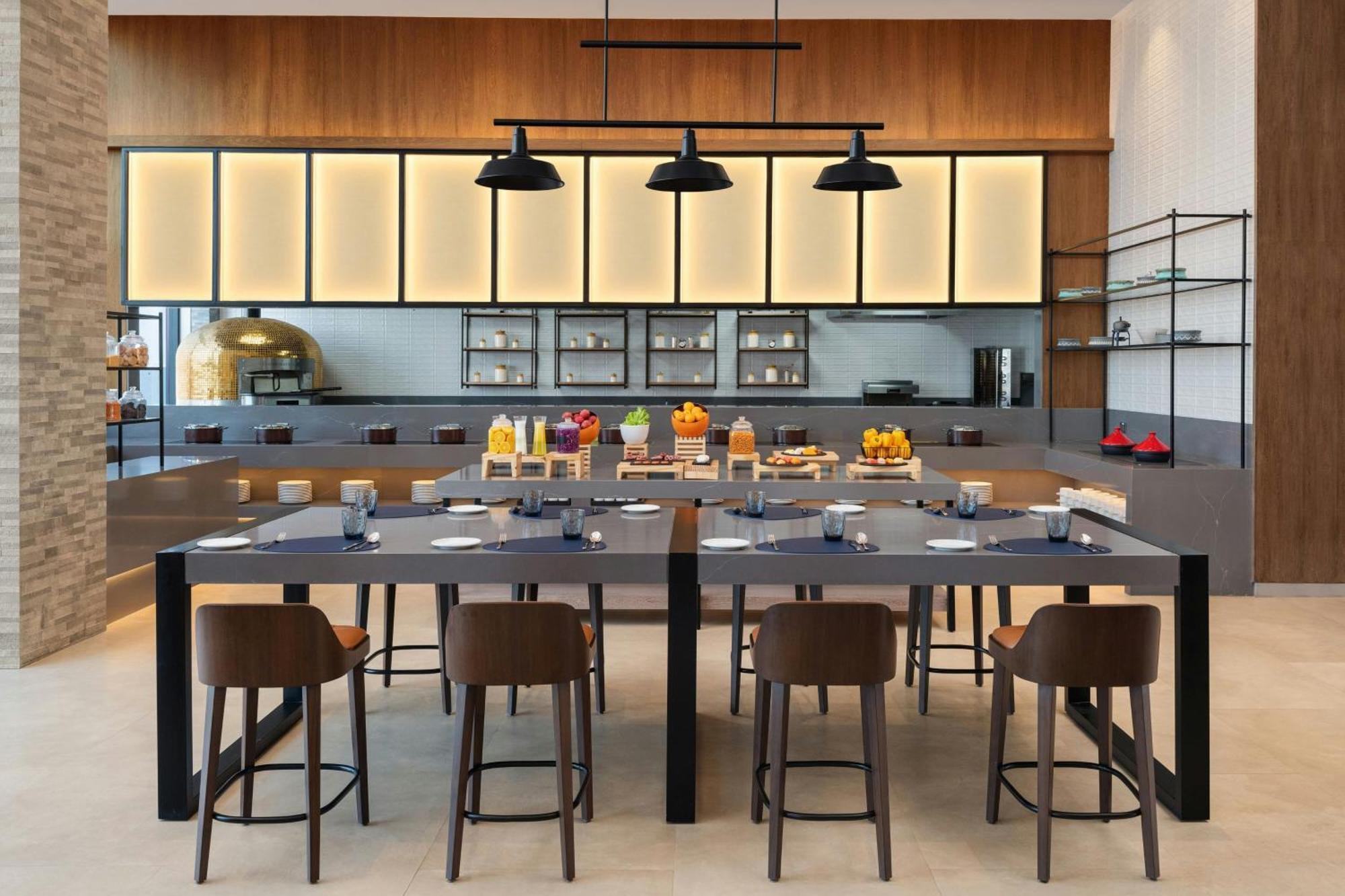Four Points By Sheraton 나식 외부 사진
